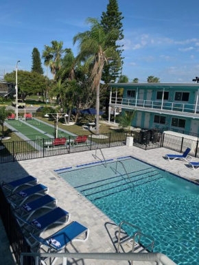 Sea Jay Motel and Marina